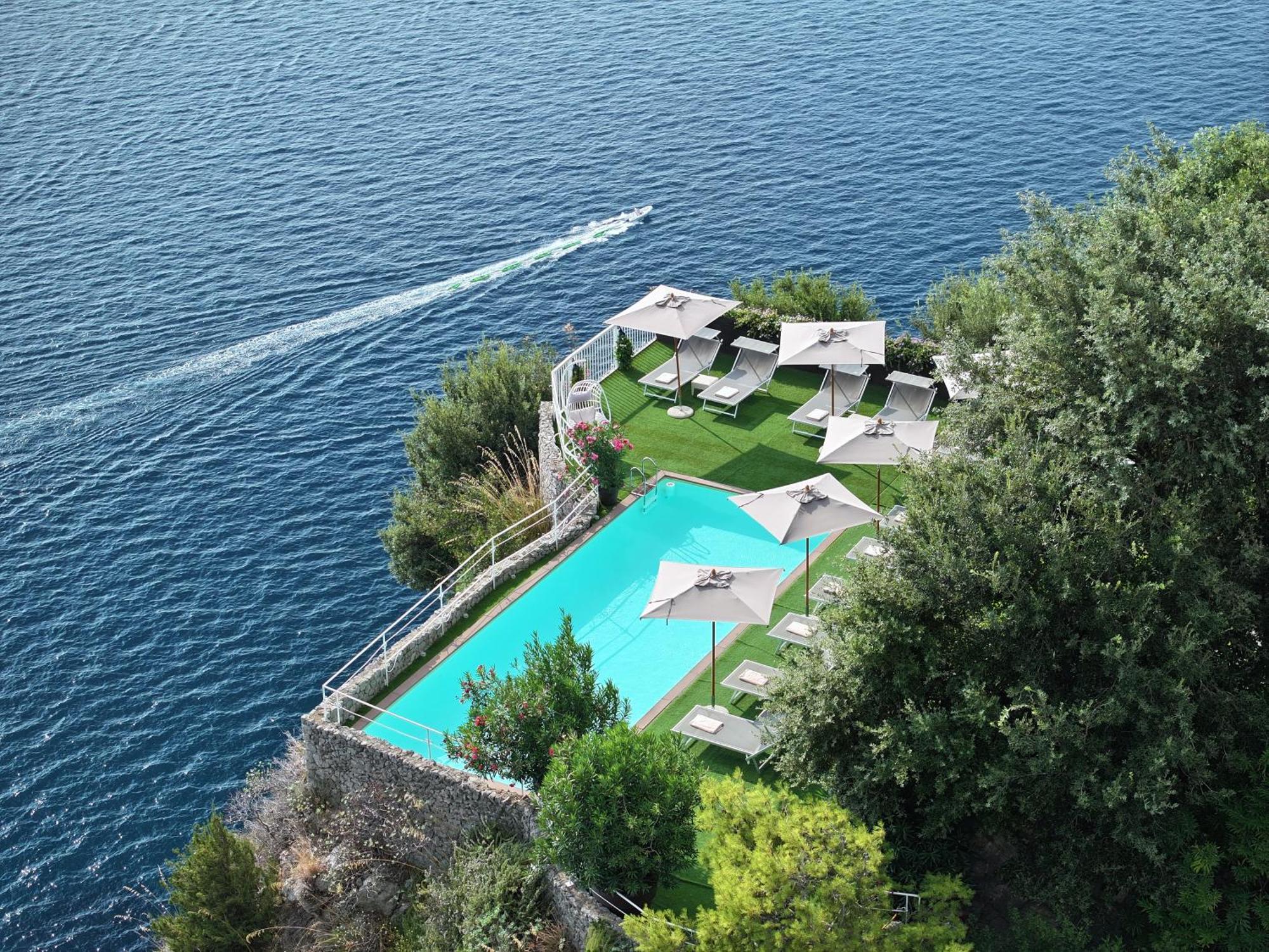 Hotel Piccolo Sant'Andrea Praiano Exteriör bild